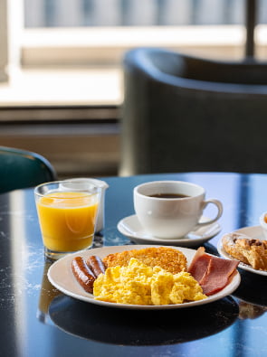 Enjoy Breakfast at Illinois, Chicago